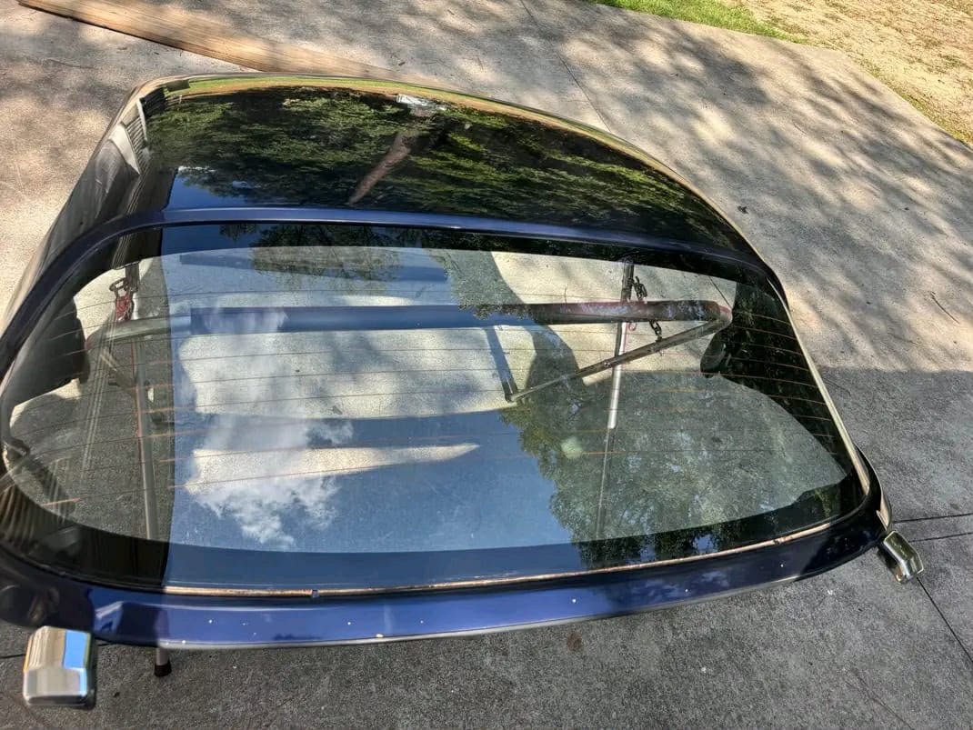 OEM mazda miata hardtop for a 1990-2005 - Image 2